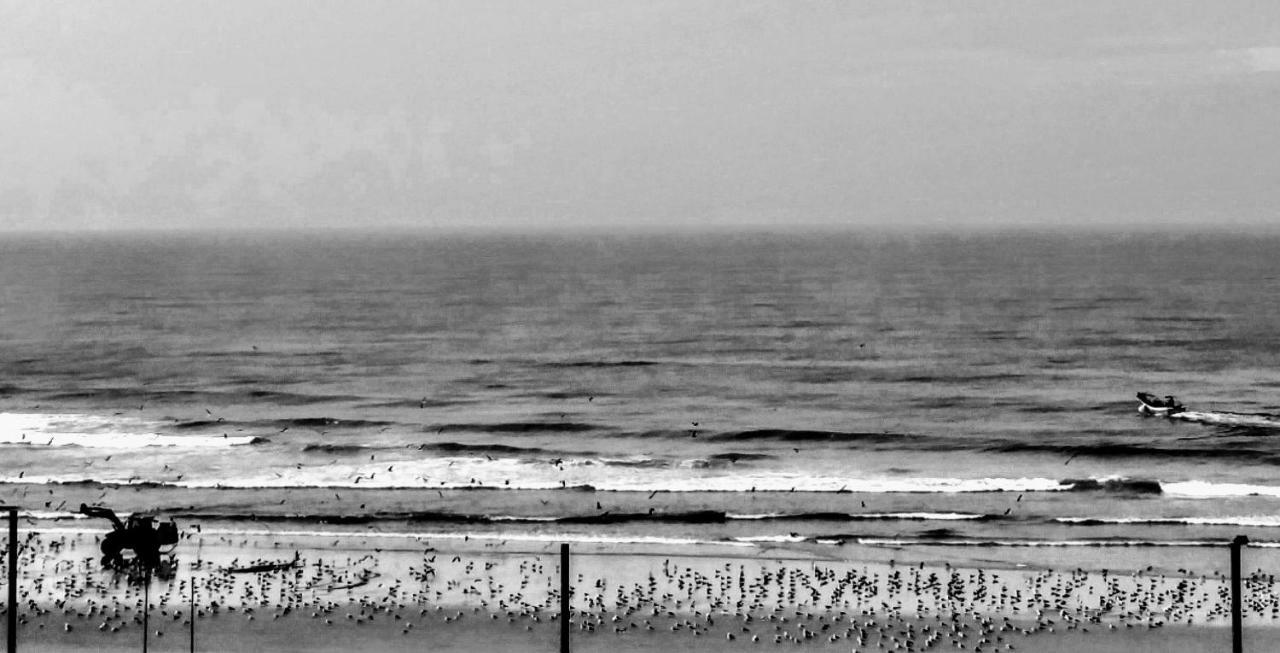 Amazing Apartment In Costa de Caparica Zewnętrze zdjęcie